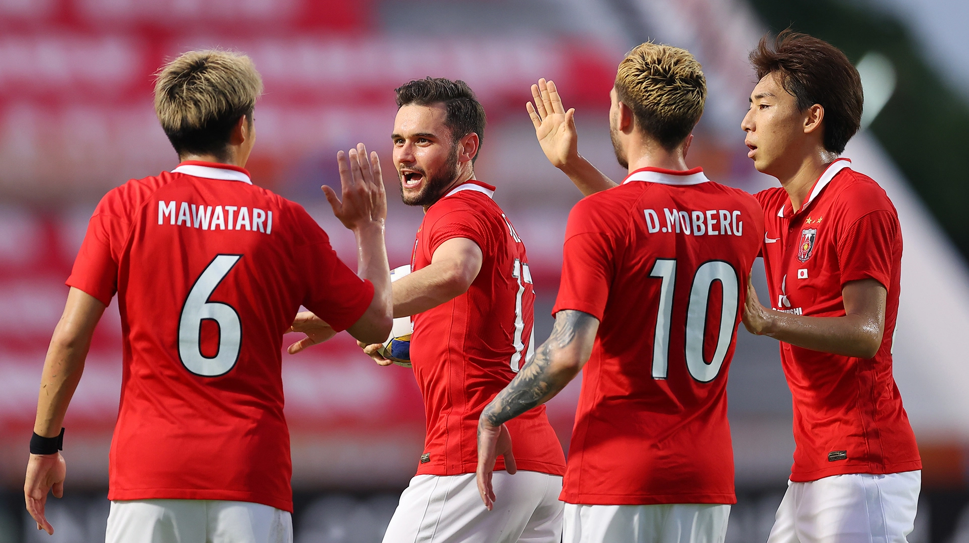 中国电竞平台关于转折点巴塞罗那官宣签约，亚冠赛前攻防权衡，目标明确，临场指挥获称赞的信息