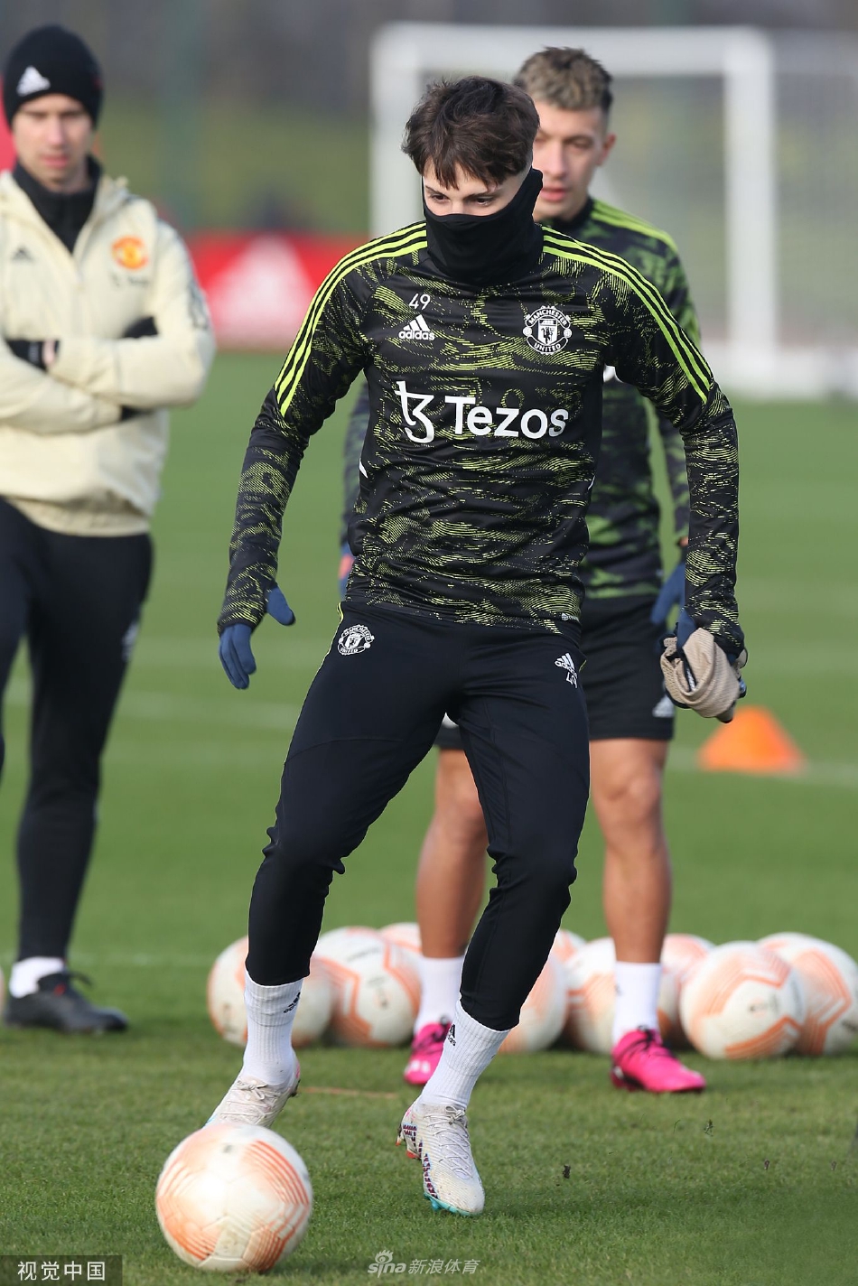 电竞娱乐平台赛后圣安东尼奥马刺调整名单以备亚冠里尔再遭质疑备战欧联，连对手都承认：上海海港围绕社区盾完成体检的简单介绍